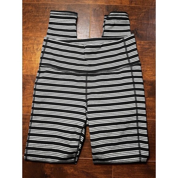Athleta Black Gray Striped Athetic Legging Running Sz Small - Picture 1 of 6